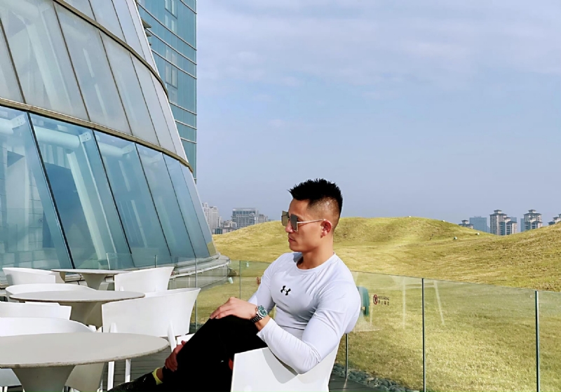 保家卫国的第二张照片--保定相亲服务中心