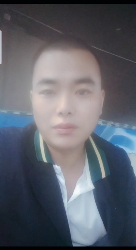 阳光男孩的第一张照片--保定相亲服务中心