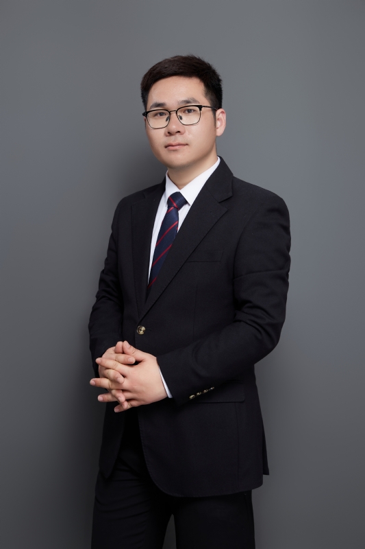 认真的第一张照片--保定相亲服务中心