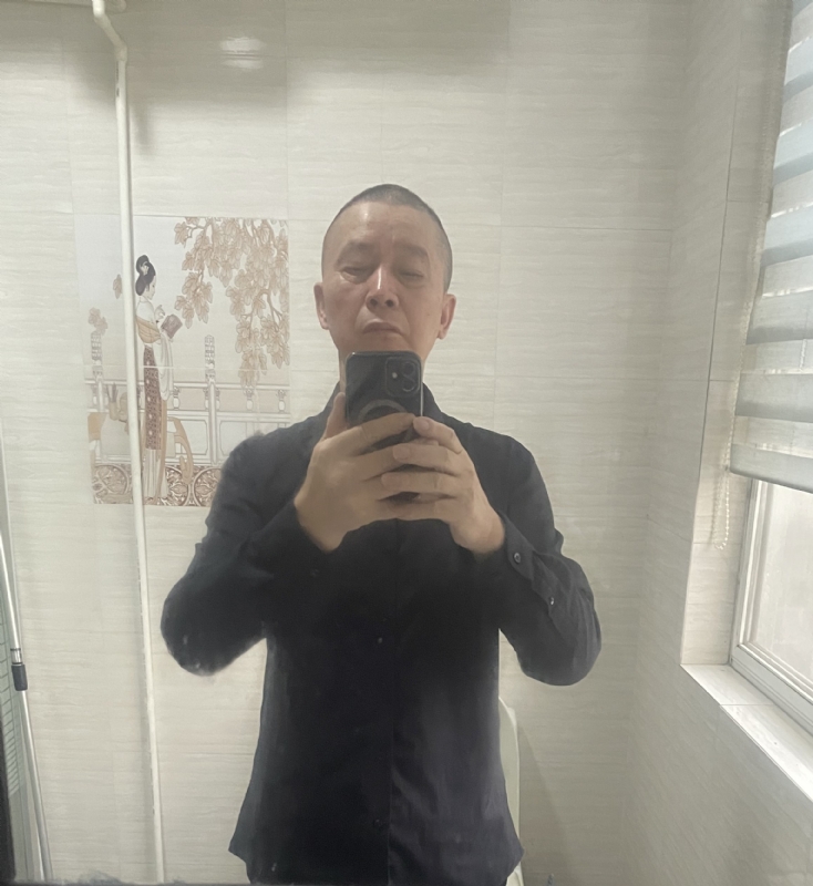 荣哥的第一张照片--保定相亲服务中心