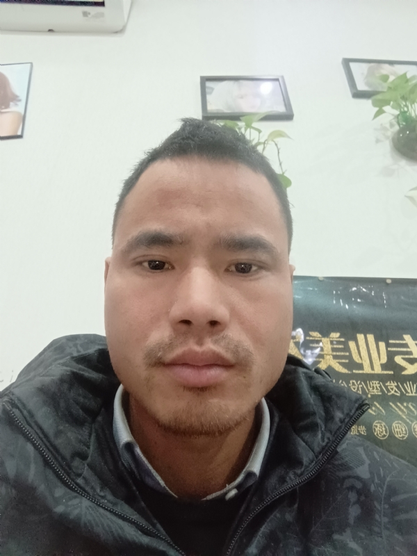 liuliyong的第一张照片--保定相亲服务中心