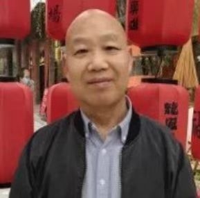 教师作家诗人的第一张照片--保定相亲服务中心