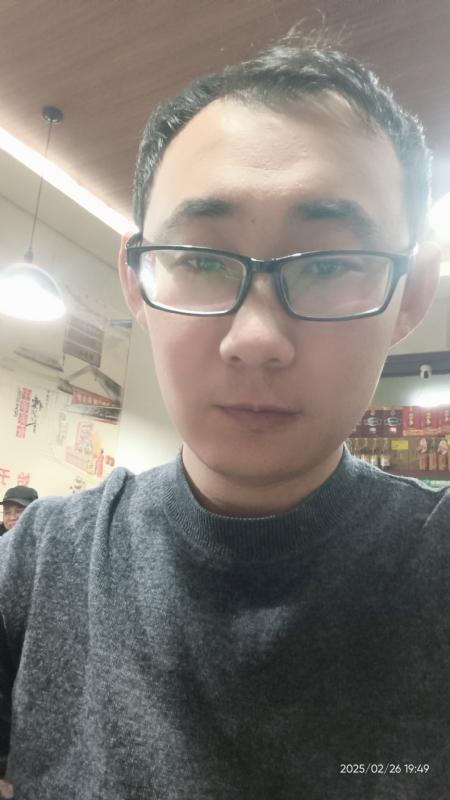 黑黑一笑的第一张照片--保定相亲服务中心