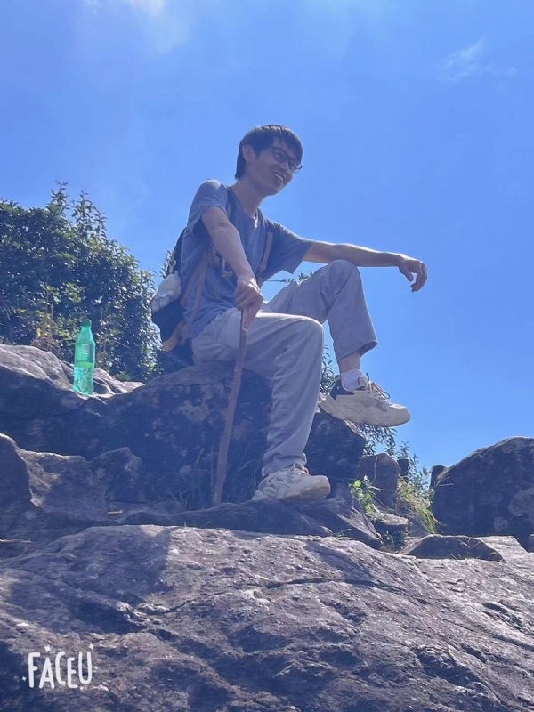 落叶之秋的第一张照片--保定相亲服务中心