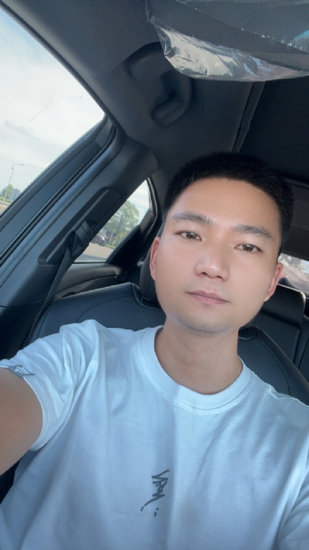 小江的第二张照片--保定相亲服务中心