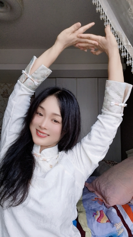 伊伊的第四张照片--保定相亲服务中心