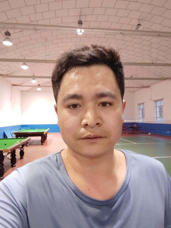 苏先生的第二张照片--保定相亲服务中心