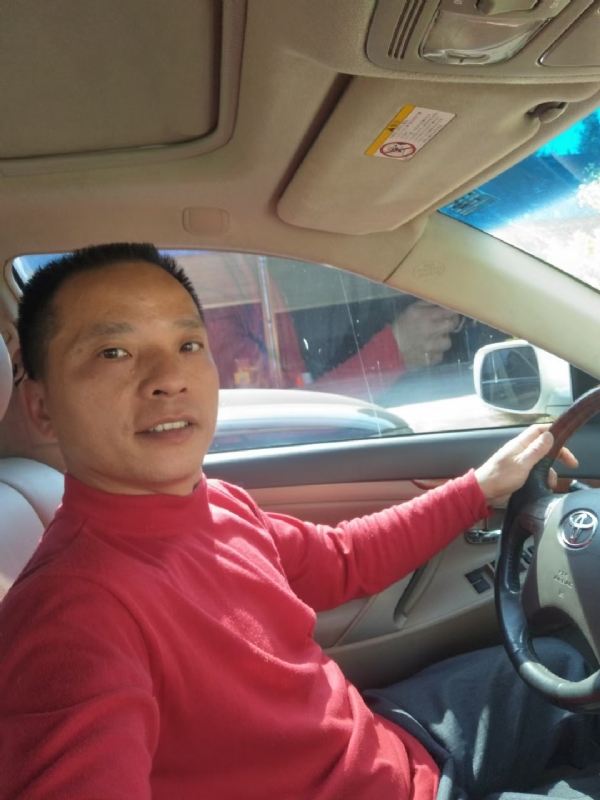 真诚征婚的第三张照片--保定相亲服务中心