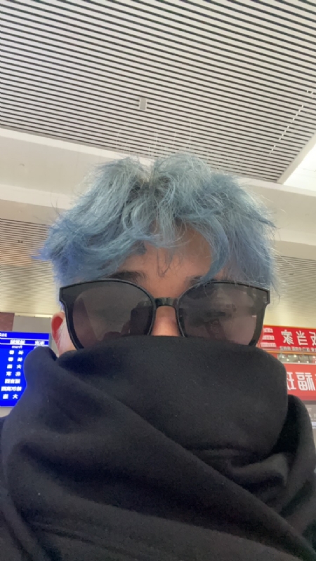 平行线的第二张照片--保定相亲服务中心