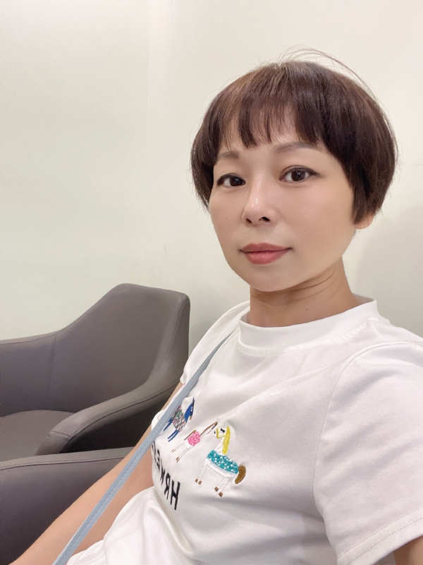 风铃草的第一张照片--保定相亲服务中心