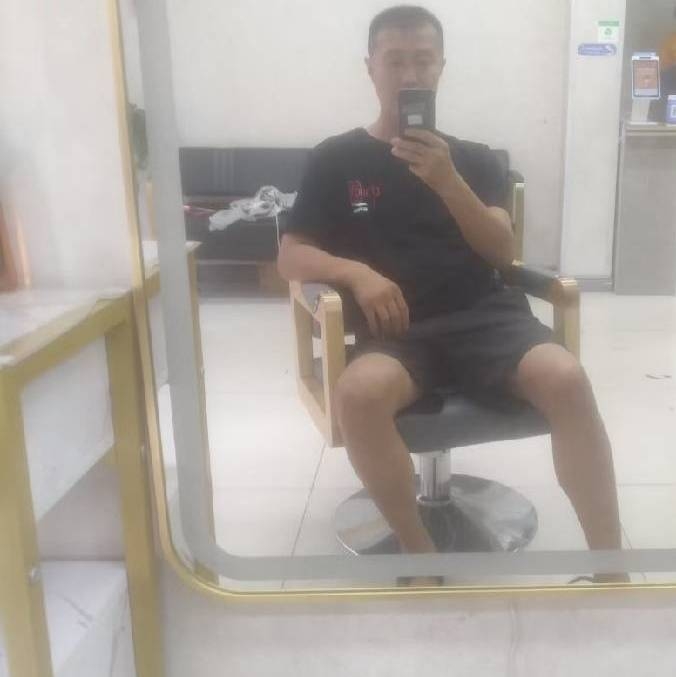 闫杰的第一张照片--保定相亲服务中心