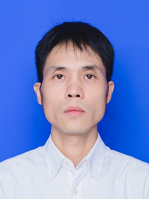 魅力中年的第一张照片--保定相亲服务中心