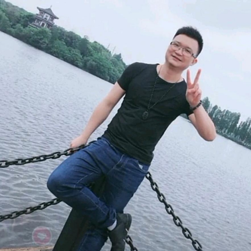 lg营的第一张照片--保定相亲服务中心