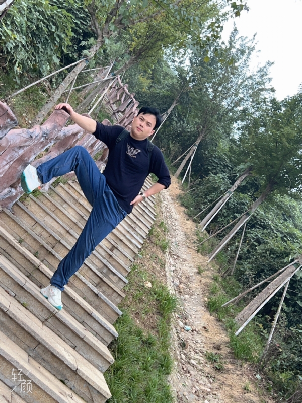 择一人白头偕老的第二张照片--保定相亲服务中心