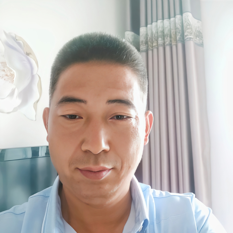 雨中漫步的第一张照片--保定相亲服务中心