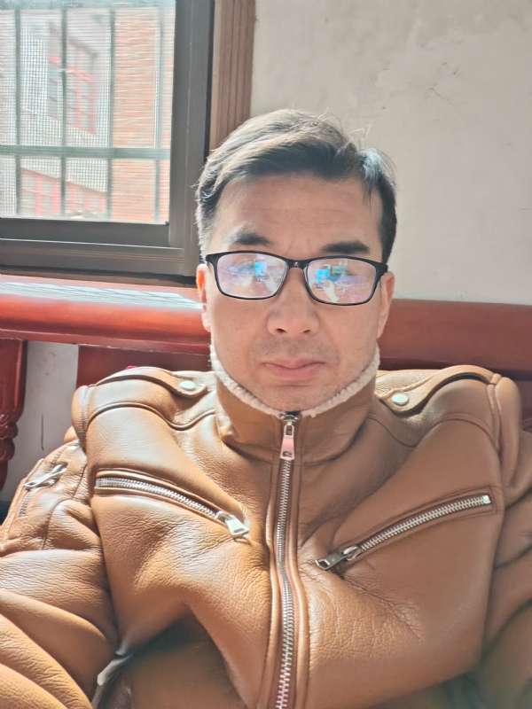 弹簧的第一张照片--保定相亲服务中心