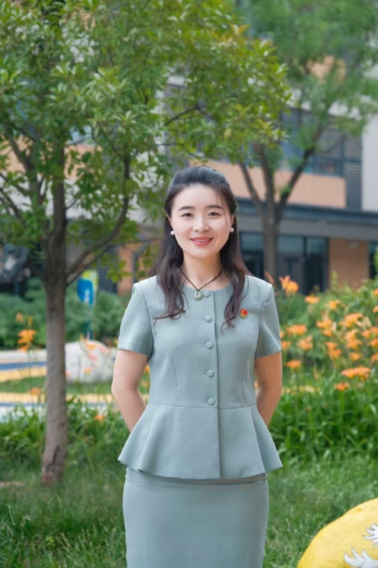 弯弯的第一张照片--保定相亲服务中心