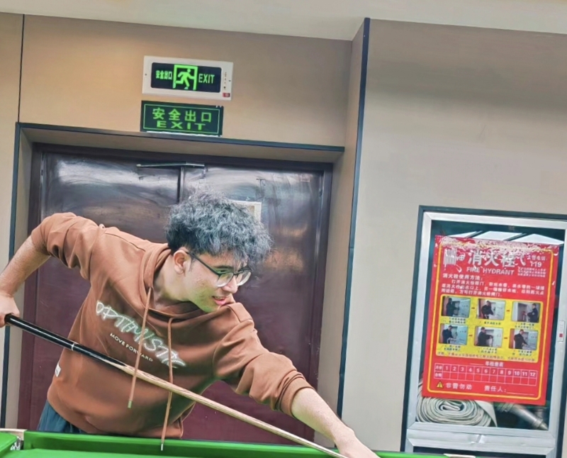 小鬼的第一张照片--保定相亲服务中心